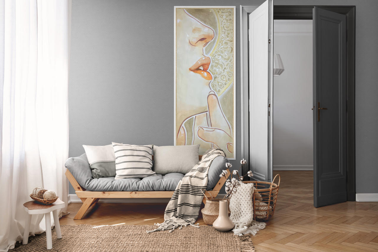 painting: "dama dorada" in interior context. Available
